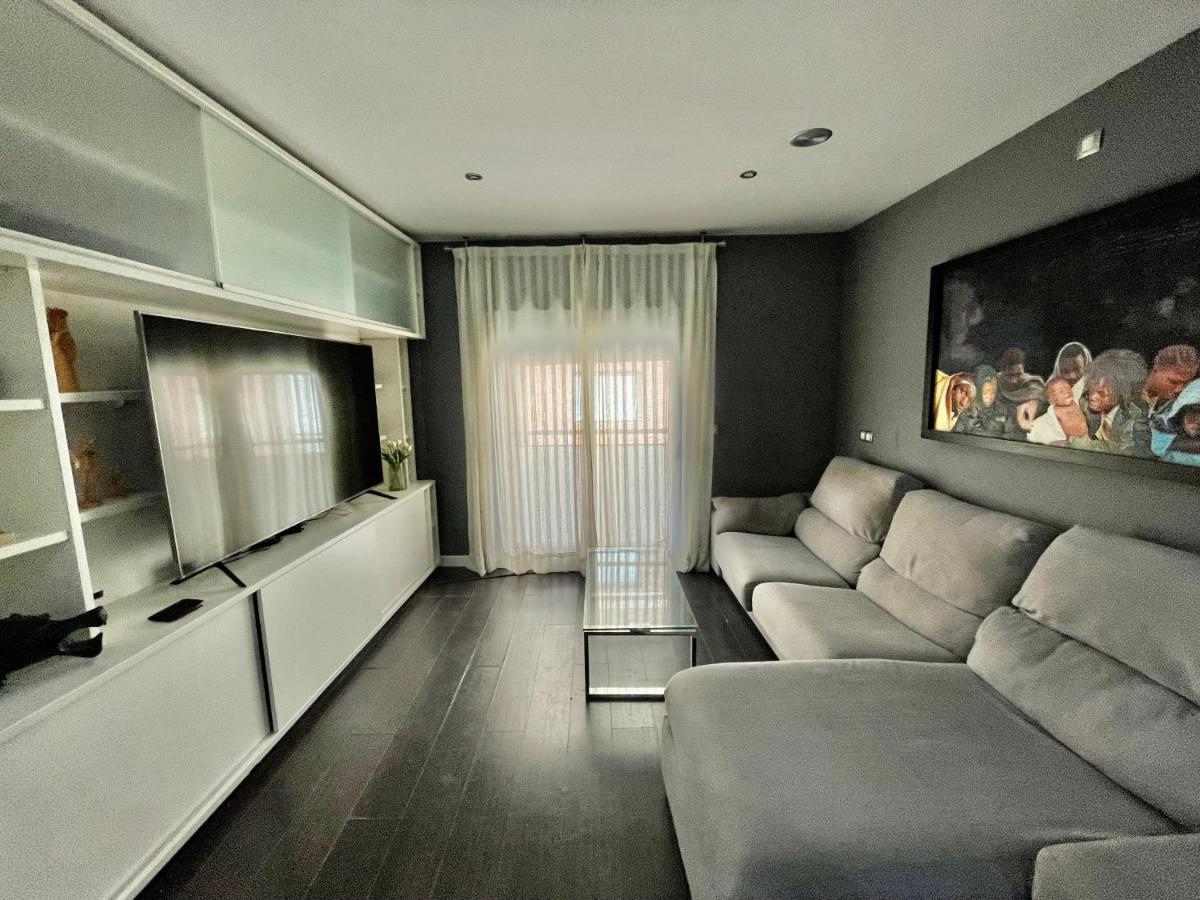 Moderno Apartamento Con Plaza De Garaje En Pleno Centro De المرية المظهر الخارجي الصورة
